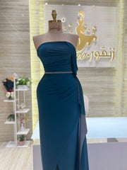 Elegant dresses can be made in a range of different colors.